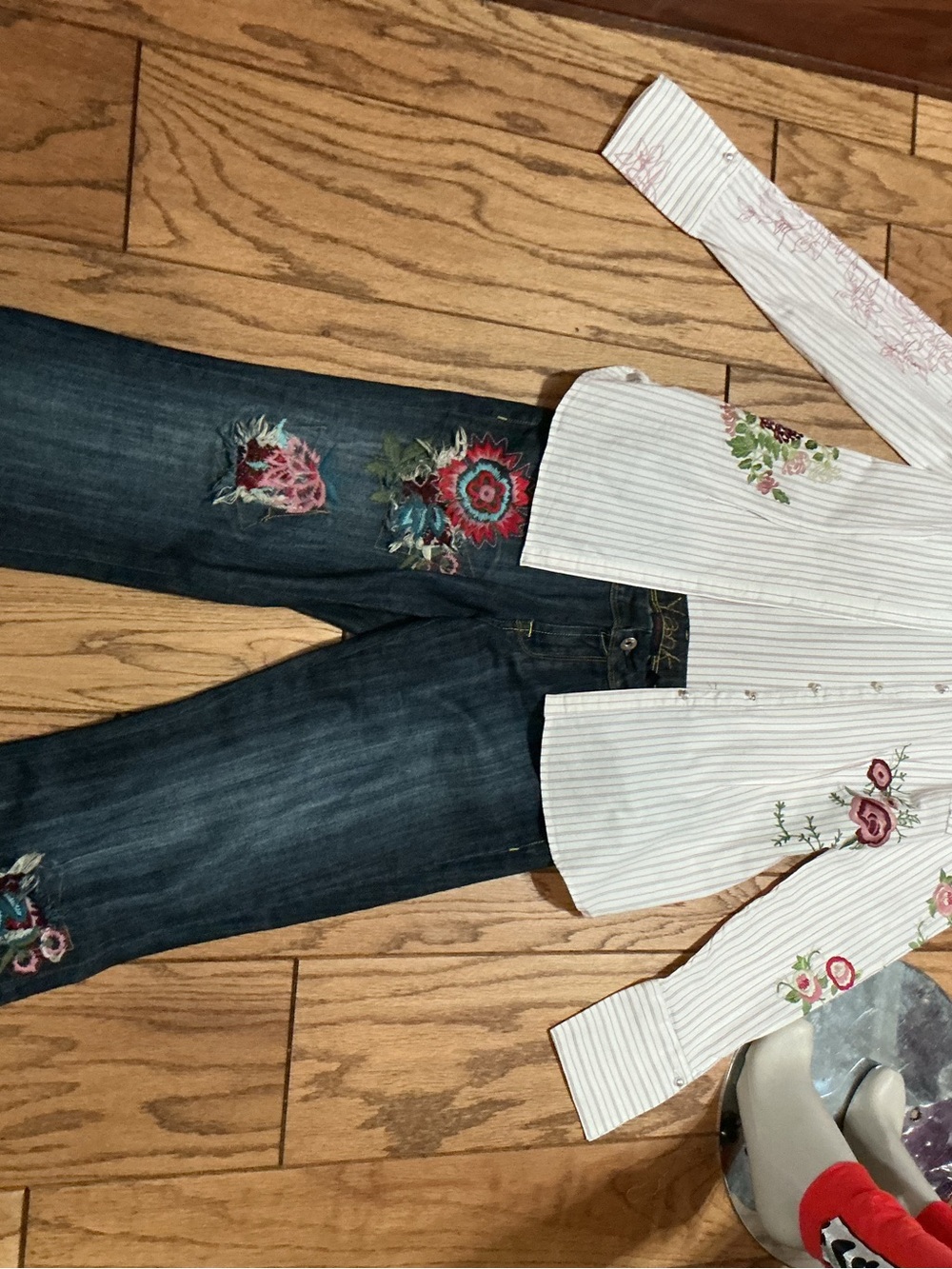 Embroidered Dark Blue Straight-Leg Jeans And Matching Top